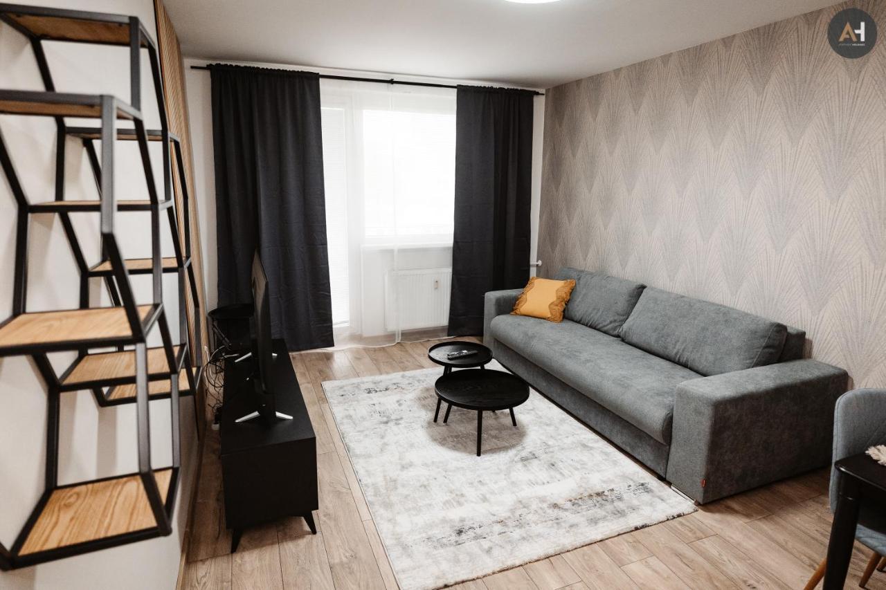 Ah Lomena Apartment Kosice Luaran gambar